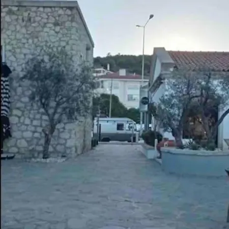 Apartamento Marinaya Yuerueme Mesafesinde