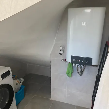 Marinaya Yuerueme Mesafesinde Apartamento Çeşme