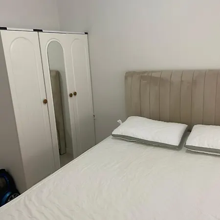 Apartamento Marinaya Yuerueme Mesafesinde
