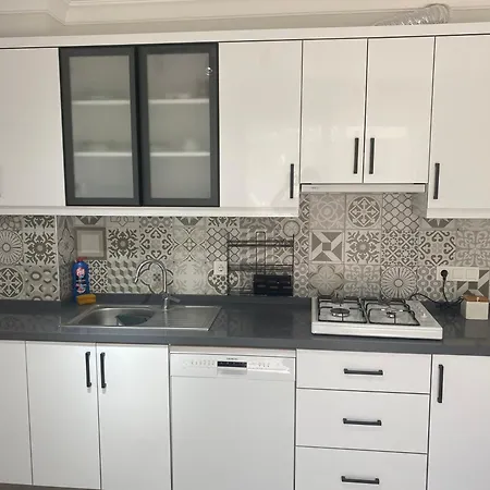 Marinaya Yuerueme Mesafesinde Apartamento *