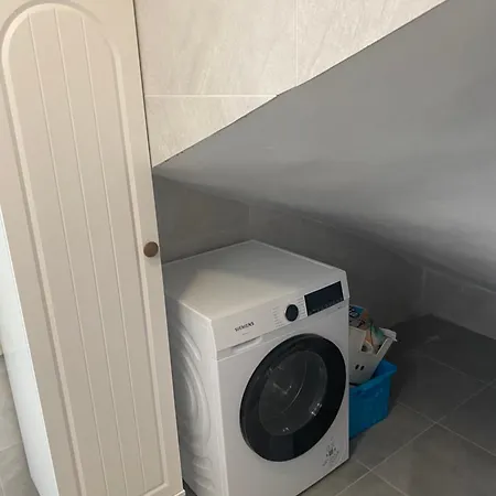 Marinaya Yuerueme Mesafesinde *