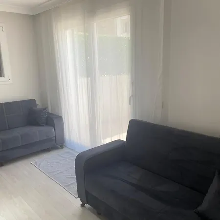 Apartamento Marinaya Yuerueme Mesafesinde